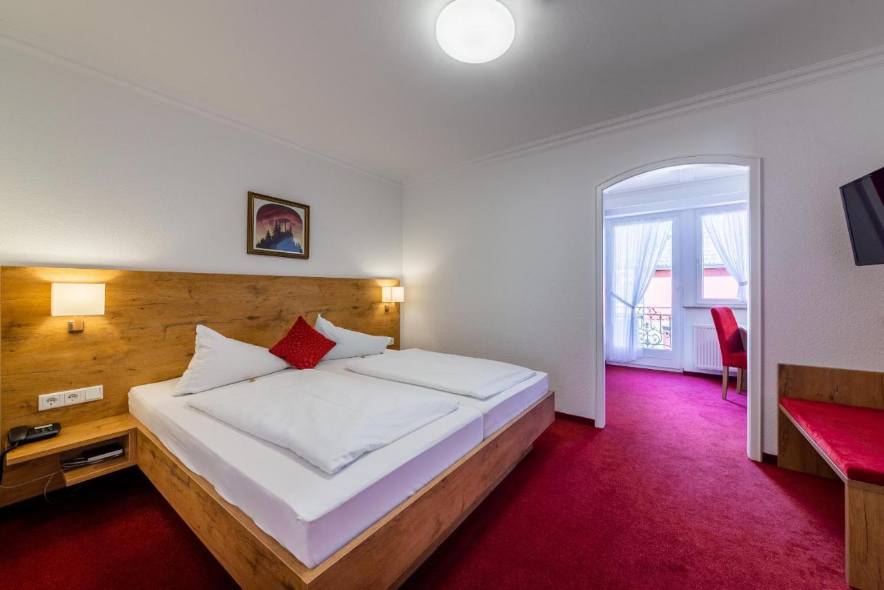 Hotel Krone Рилазинген-Ворблинген Экстерьер фото