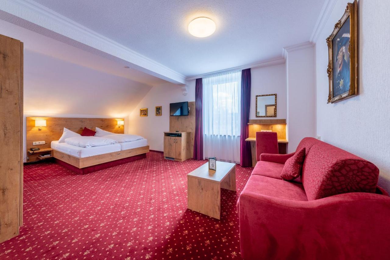 Hotel Krone Рилазинген-Ворблинген Экстерьер фото