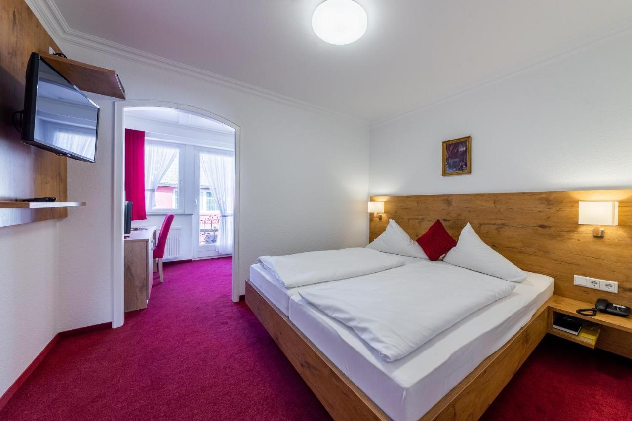 Hotel Krone Рилазинген-Ворблинген Экстерьер фото